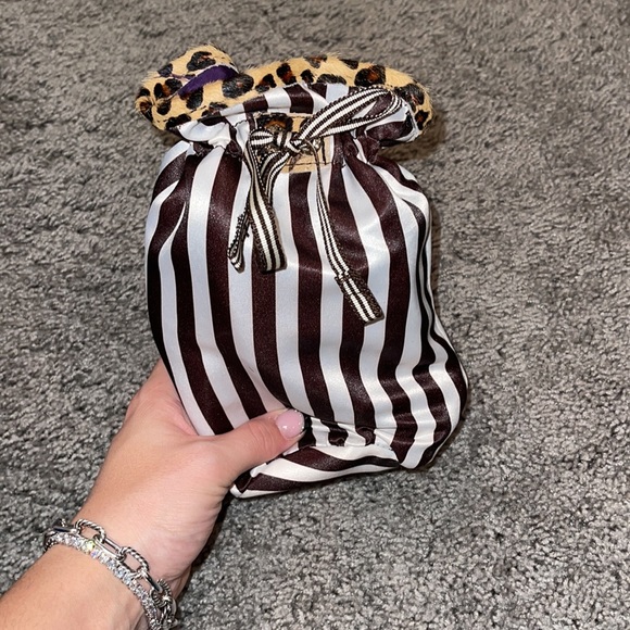 Henri Bendel Sole Ambition Leopard Haircalf Leather Loafer Flat Shoe 7 - Picture 4 of 4